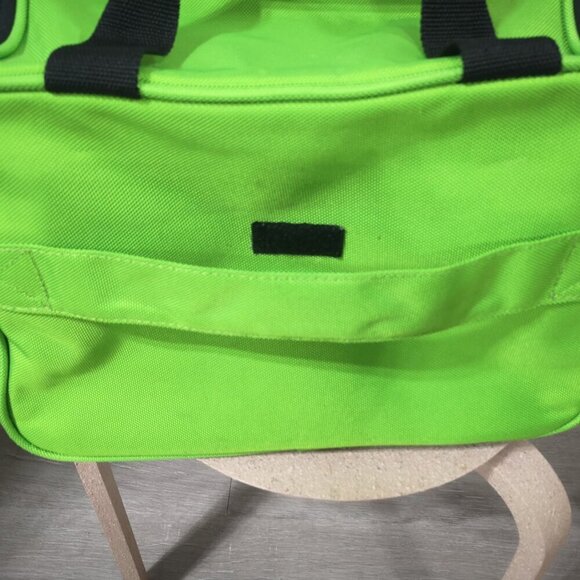Tracker Lime Green Zip Closure Overnight/Travel/Carry On Bag - Picture 3 of 10
